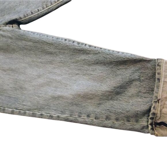 Cosmopolitan Gray Cropped Jeans - Picture 10 of 13